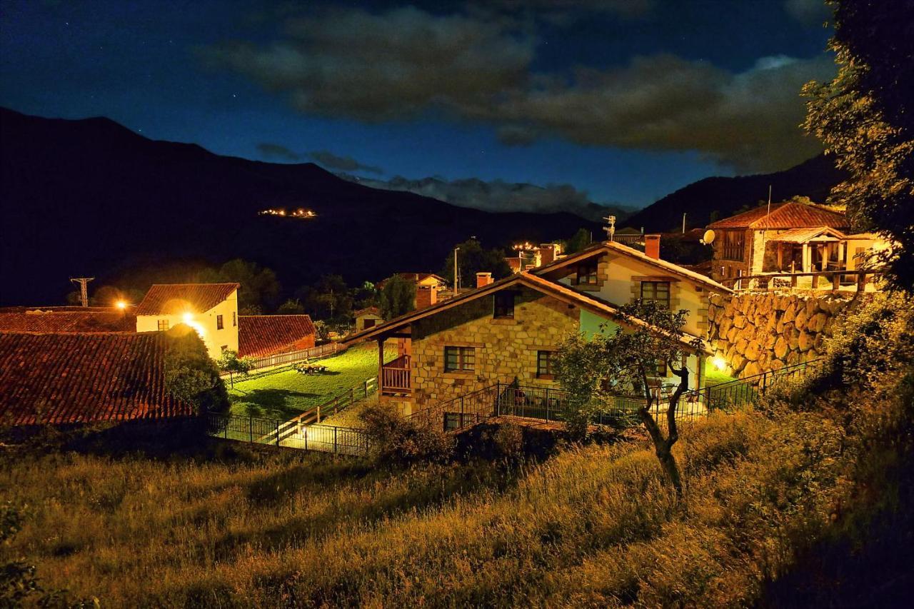 Casa Rural Los Llares Lerones エクステリア 写真