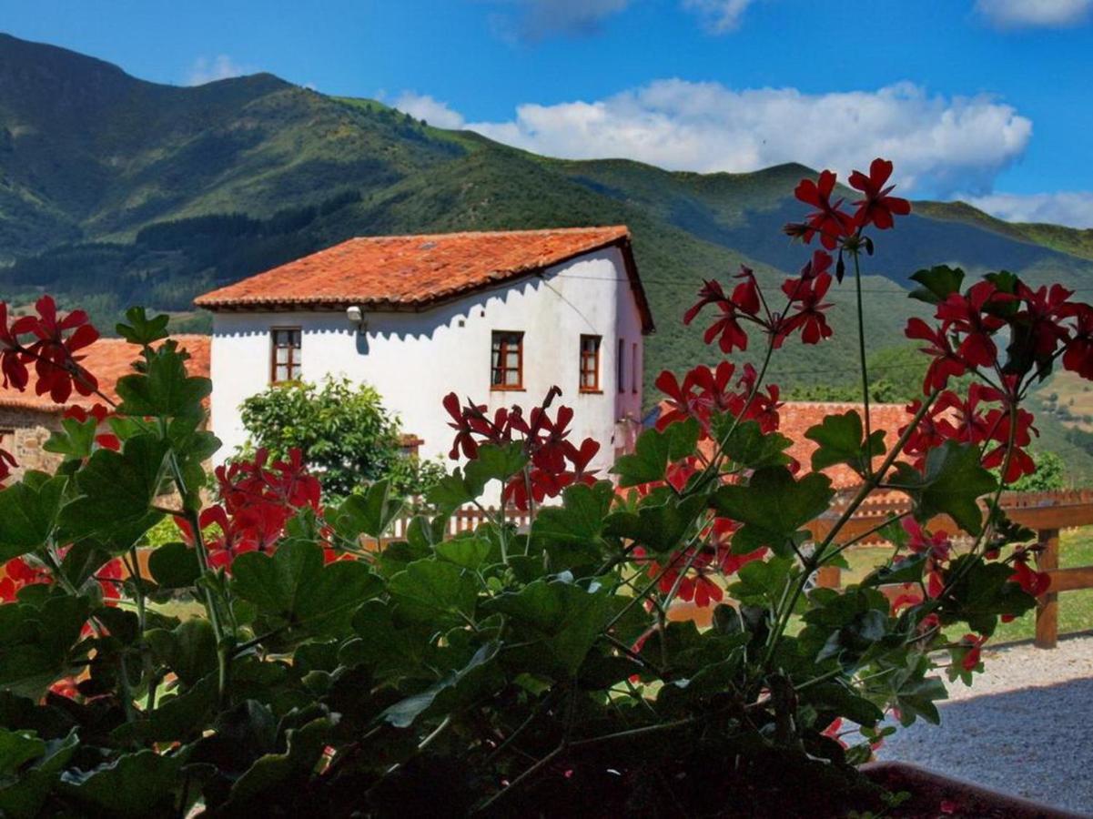 Casa Rural Los Llares Lerones エクステリア 写真